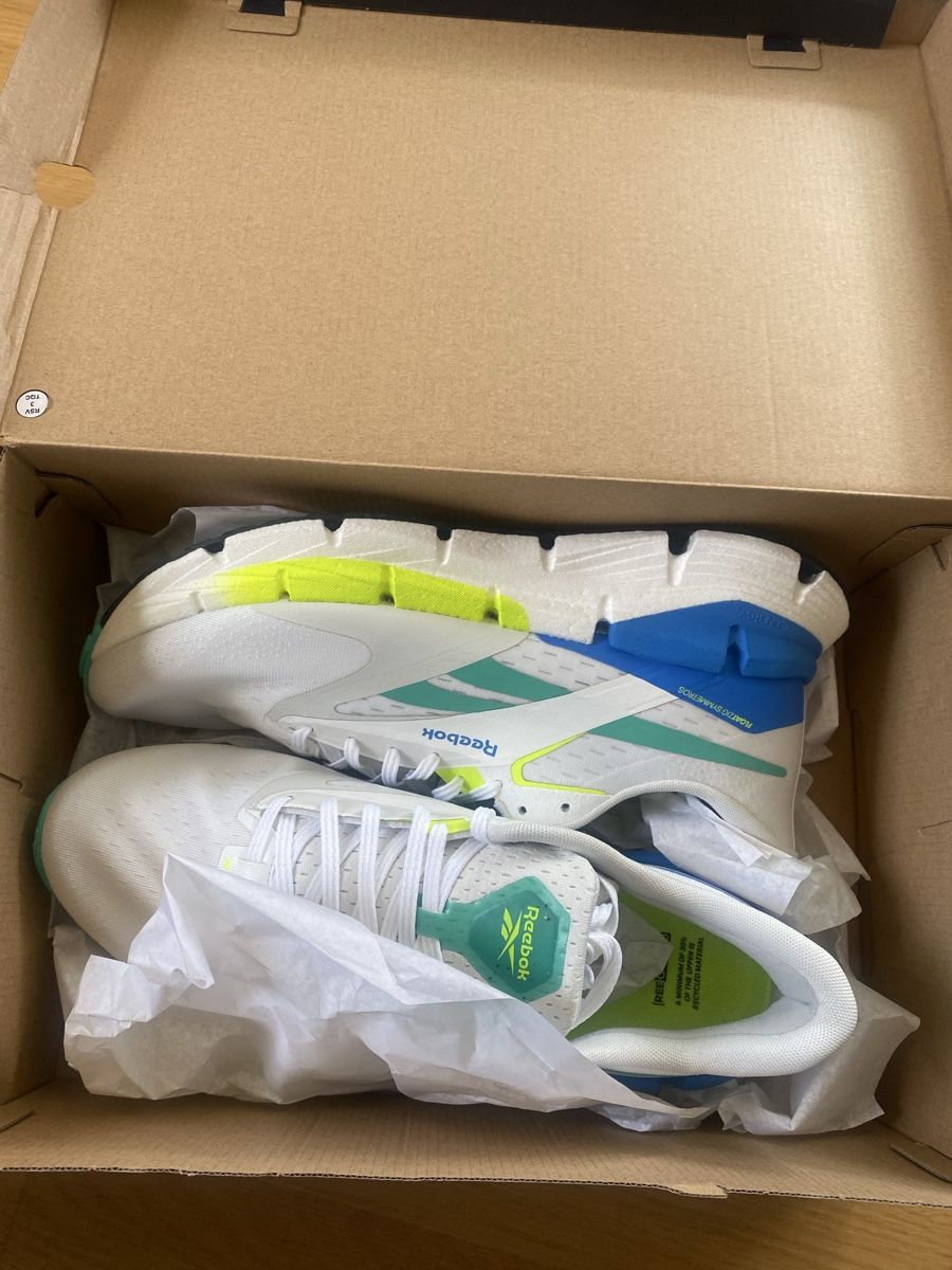 Herrenschuhe: Reebok  – Neu und originalverpackt aus Dietikon von Tdaf33