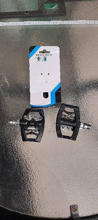 Pezzi di ricambio: Pédales VTT B-Twin SPD – Usato da Renens VD venduto da aligrapefruit