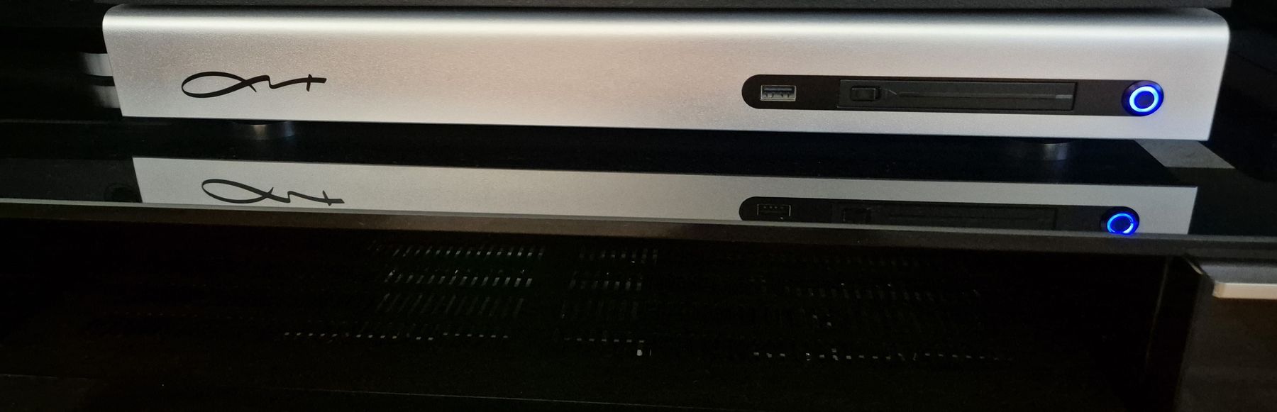 Audio- & Mediensysteme: Media Player mit Festplatte und IPad – Gebraucht aus Bülach von Sacro