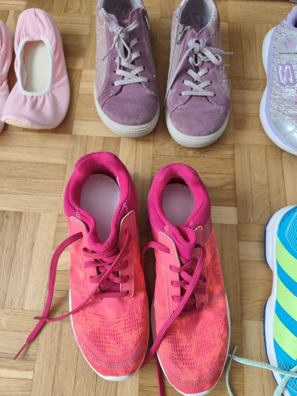 Scarpe per ragazze: Schuhpaket gr. 35 – Usato da Muttenz venduto da Hermesvonthan 2