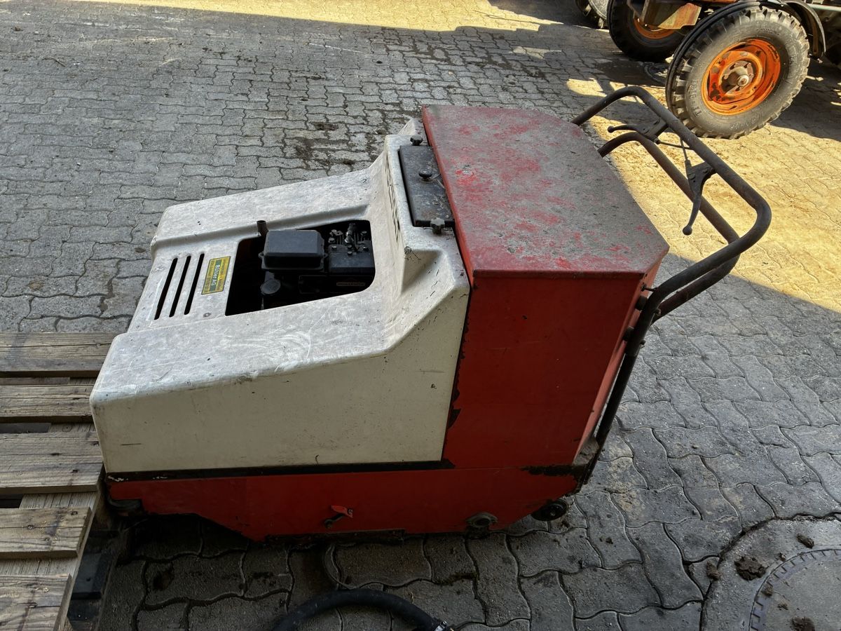 Tutte le macchine: Putzmaschine Pulimat – Usato da Amriswil venduto da hbuehler91 1