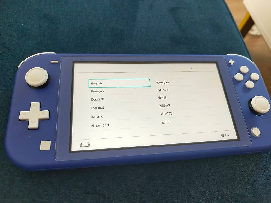 Console: Nintendo Switch Lite blau mit Tasche und Spielen – Usato da Basel venduto da zga_cll9