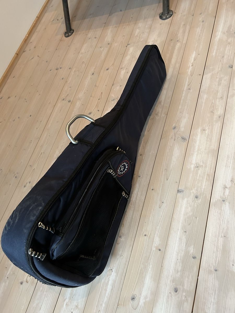 Musikinstrumente: Gitarre – Gebraucht aus Wila von arl_5fm9 6