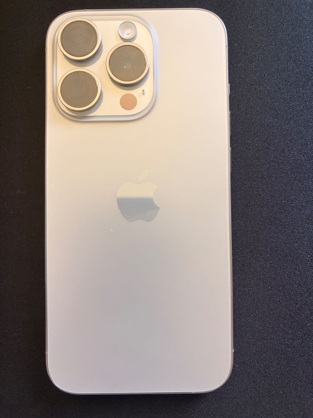 Apple Portables: iPhone 15 pro Natural Titanium 128GB – D'occasion à Aarau par Daisyy4 1