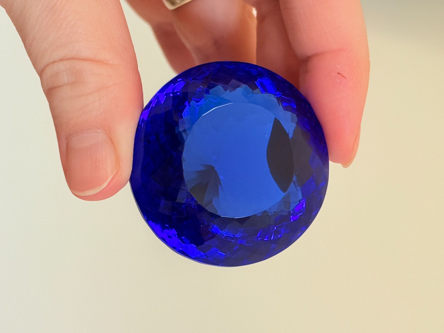 Pietre preziose: 317.35 Ct Certified – Nuovo e nell'imballaggio originale da Genève venduto da AWWA