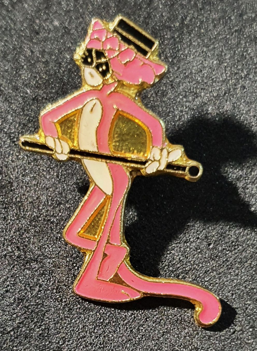 Placchette & Badge: BB768 - Pin Pink Panther / 2.5 cm. Gross – Usato da Reinach BL venduto da Boston-Verkauf