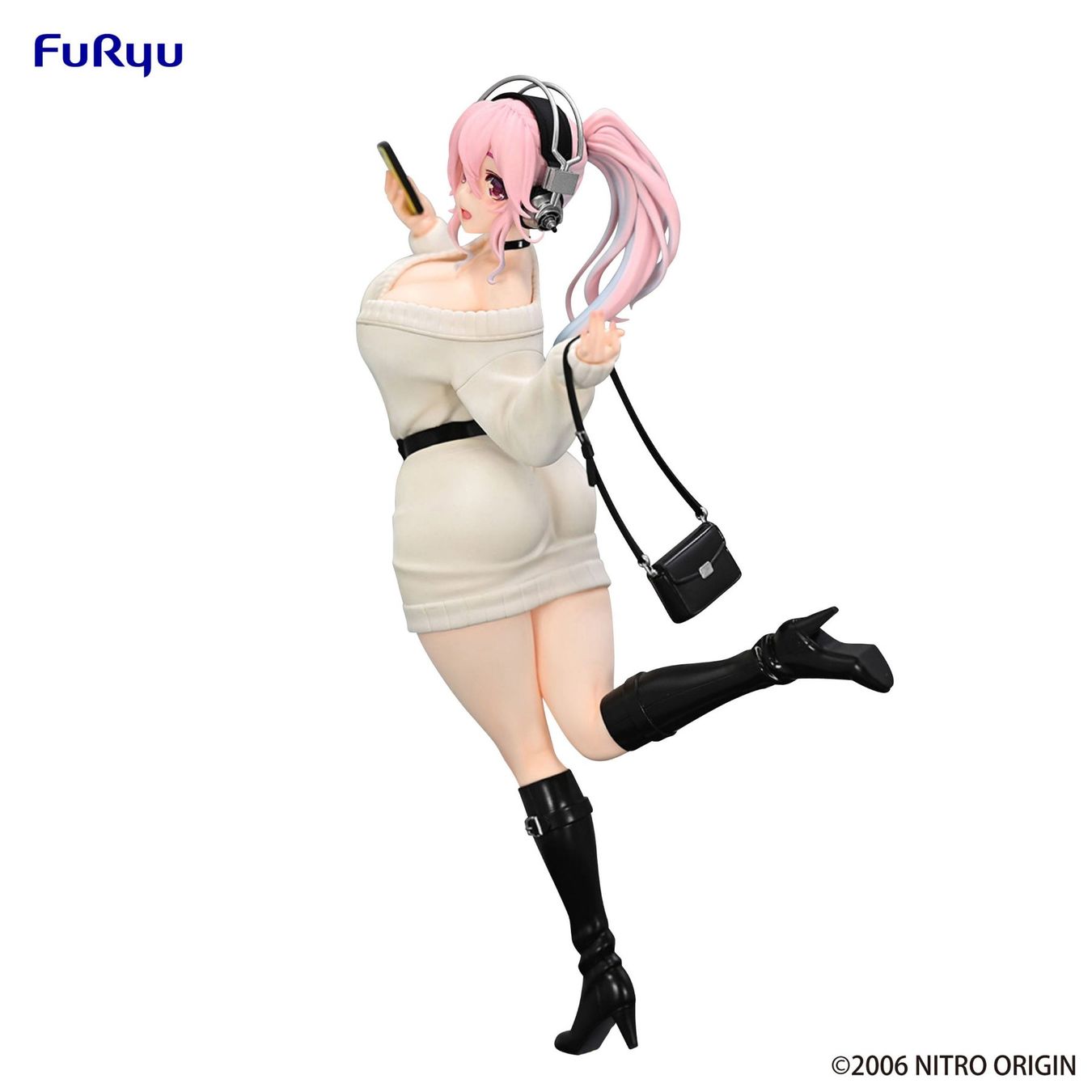 Statuette: Super Sonico PVC Trio-Try-iT Winter Memory Ver. 21 cm – Nuovo e nell'imballaggio originale da St-Imier venduto da ATTAKSHOP 5