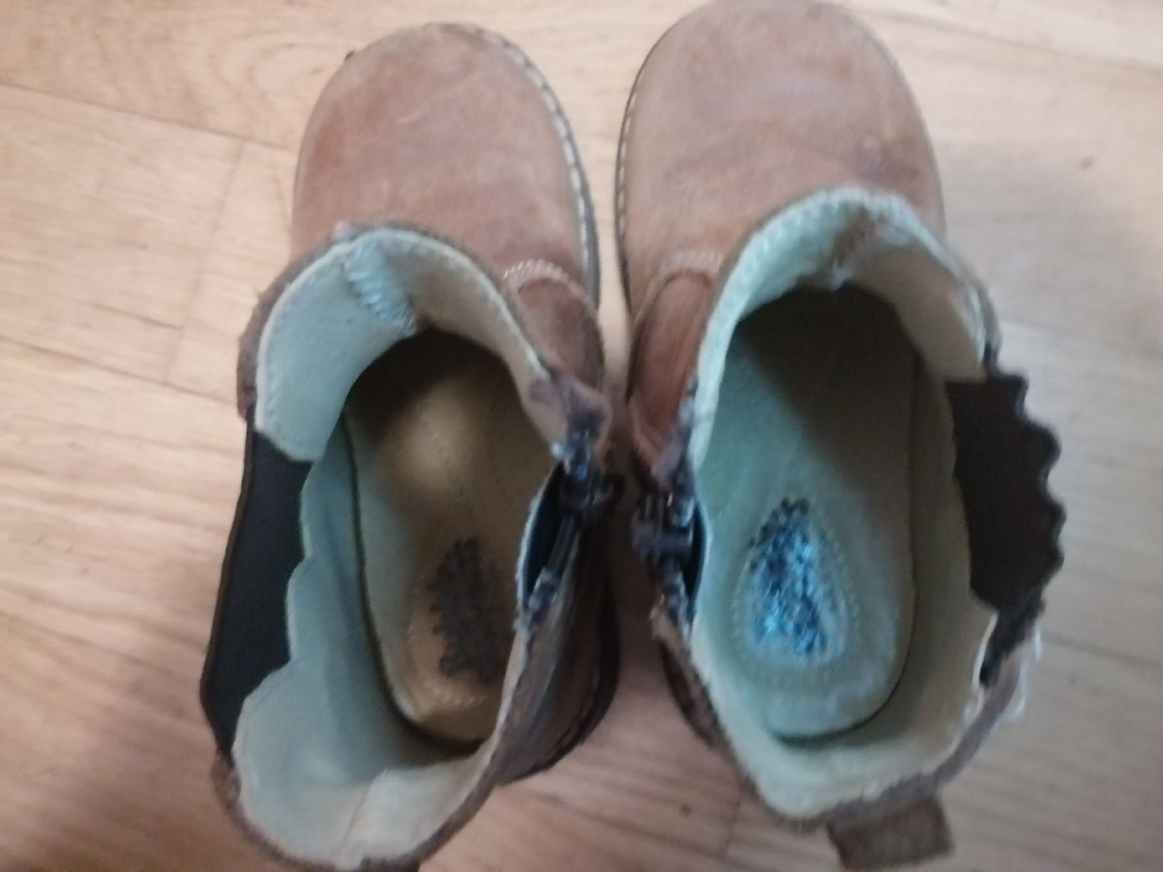 Scarpe per cavalli: Kinder boots Gr. 25 leder – Usato da Oensingen venduto da jia_gs8g 1