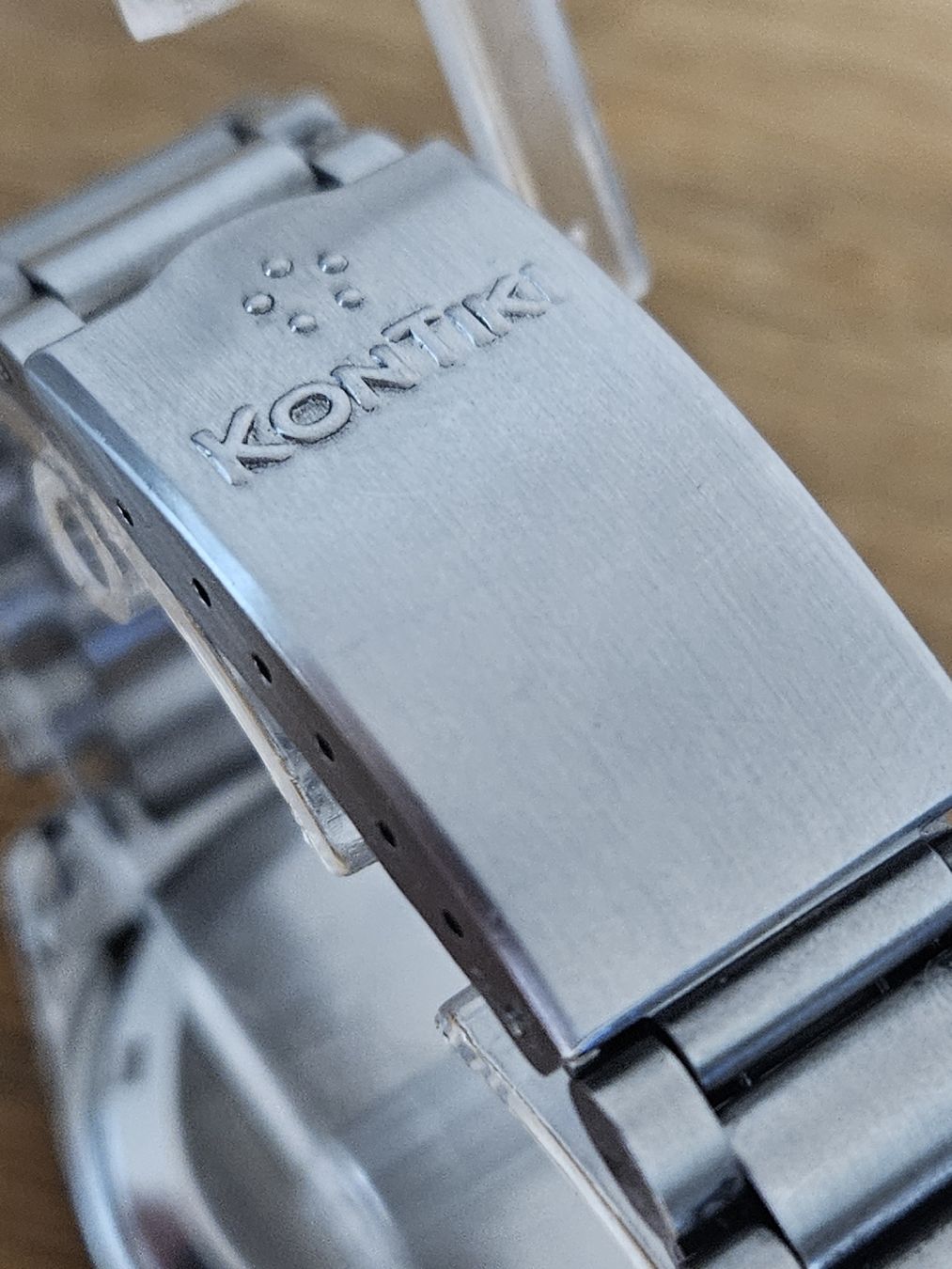 Eterna Orologi: Eterna Kontiki Herrenuhr 35mm – Usato da Flamatt venduto da pie_f9zm 6
