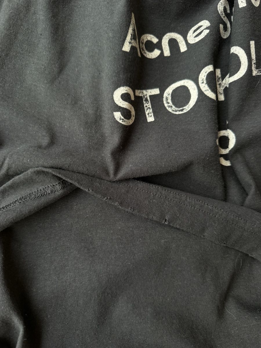 Acne Studios T-shirt: Acne Studios Stockholm 1996 Tee | Large – Usato da Gordola venduto da lance235 2