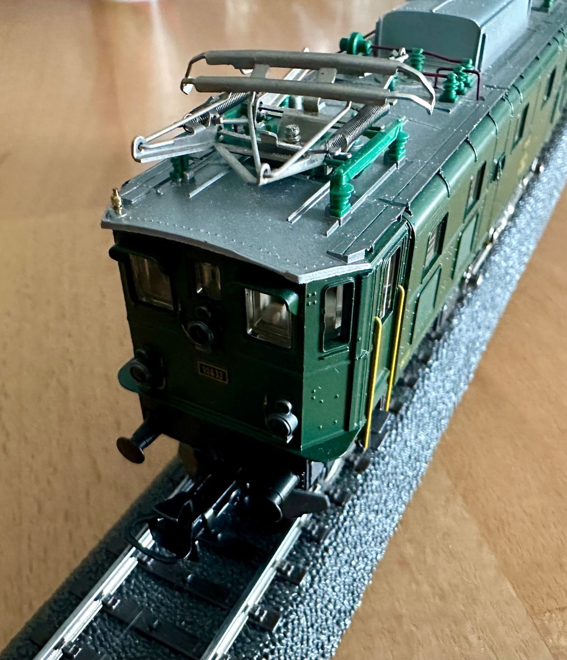 Märklin Modelleisenbahnen: Märklin AE 3/5 Analog – Gebraucht aus Oftringen von ib.85 3