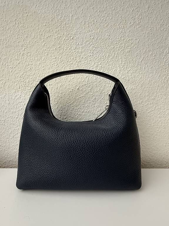 Borse da donna: Michael Kors Small Messenger Bag – Usato da Effretikon venduto da sam_6s56 1