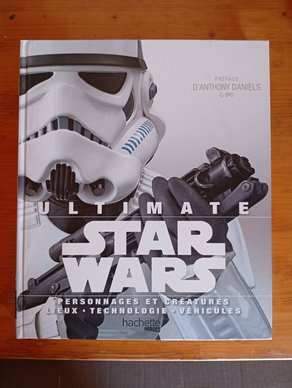 Libri: Ultimate Star Wars – Usato da Perrefitte venduto da 36B