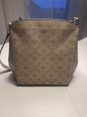 Louis Vuitton Babylone PM Mahina Leder