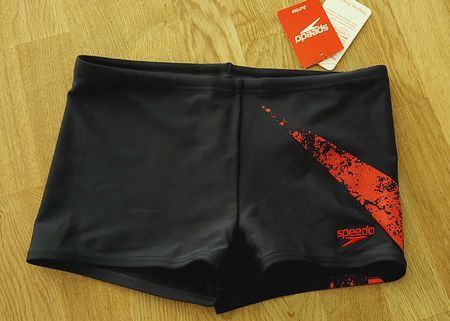 Neue coole Speedo Badehose Boy Gr.152