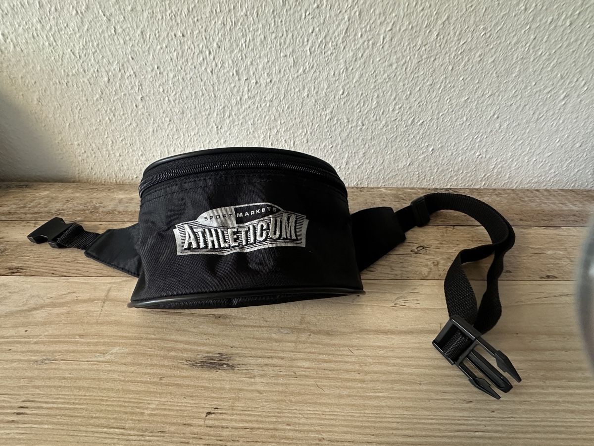 Borse: Retro 90s Athleticum Bauchtasche schwarzz – Usato da Steffisburg venduto da blackcoffee 3