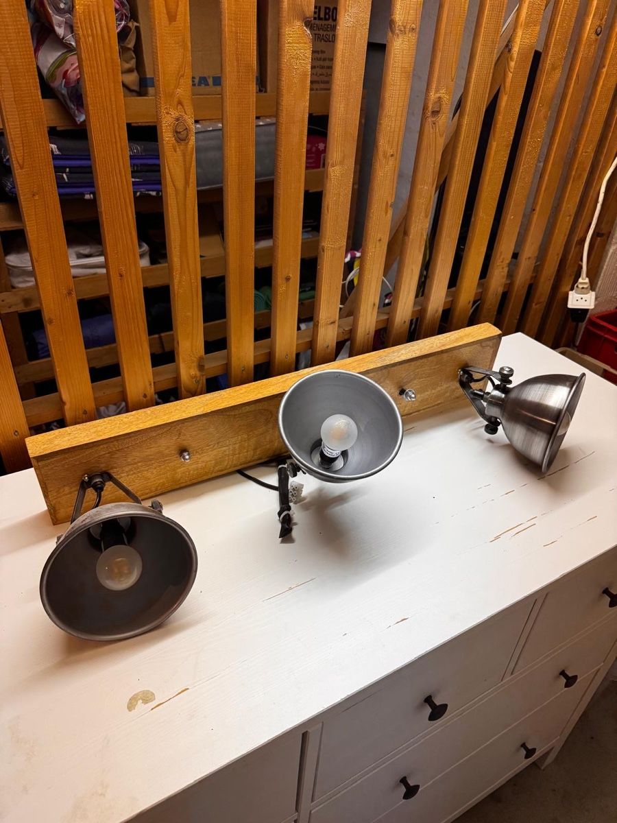 Lustres & lampes de plafonds: Deckenleuchte Holz Metall 3 Spots gebraucht – D'occasion à Zürich par muk_8rws