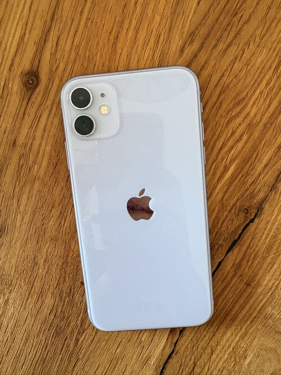 Apple Portables: Iphone 11 – D'occasion à Olten par liechti001