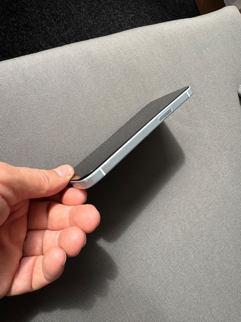 Apple Portables: Apple iPhone 15 – Défectueux à Lausanne par Denis- 5