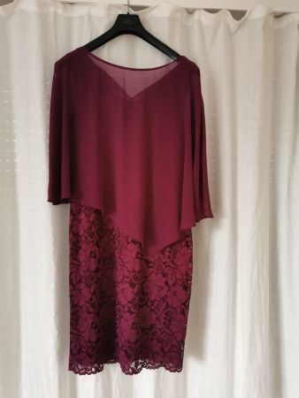 Cocktail-Kleid kurz, Grösse 42, noch nie getragen.