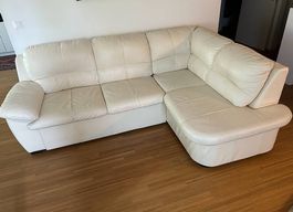 Elegantes beiges Sofa, Leder, bequem & vielseitig!