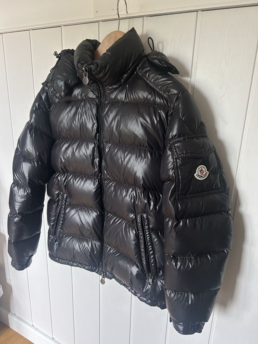 Moncler Vestes: Moncler Maya  – D'occasion à Itingen par murmelis003