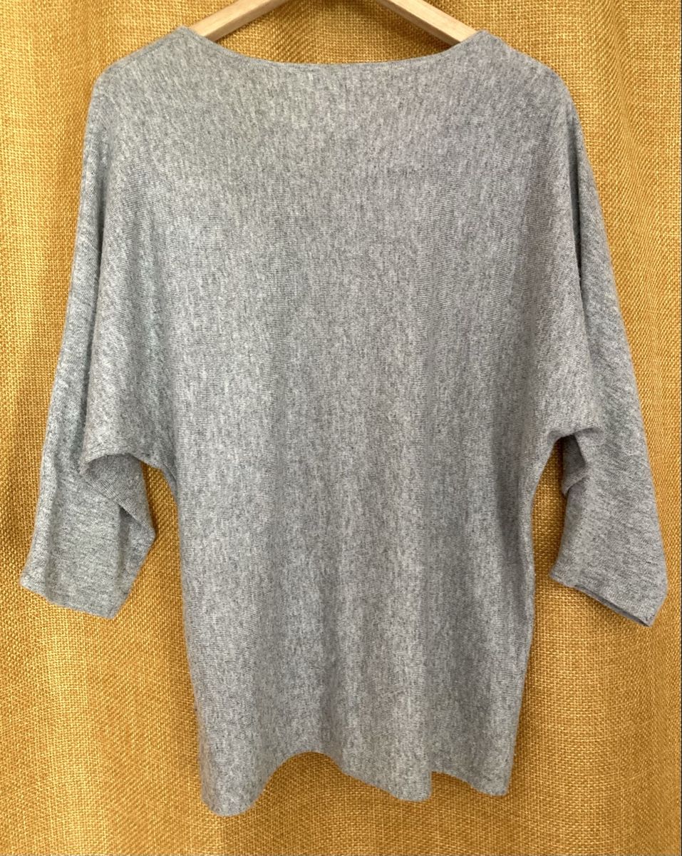 Maglioni & Felpe: Pullover gris à col brodé  – Usato da Ardon venduto da hel_2sxp 4