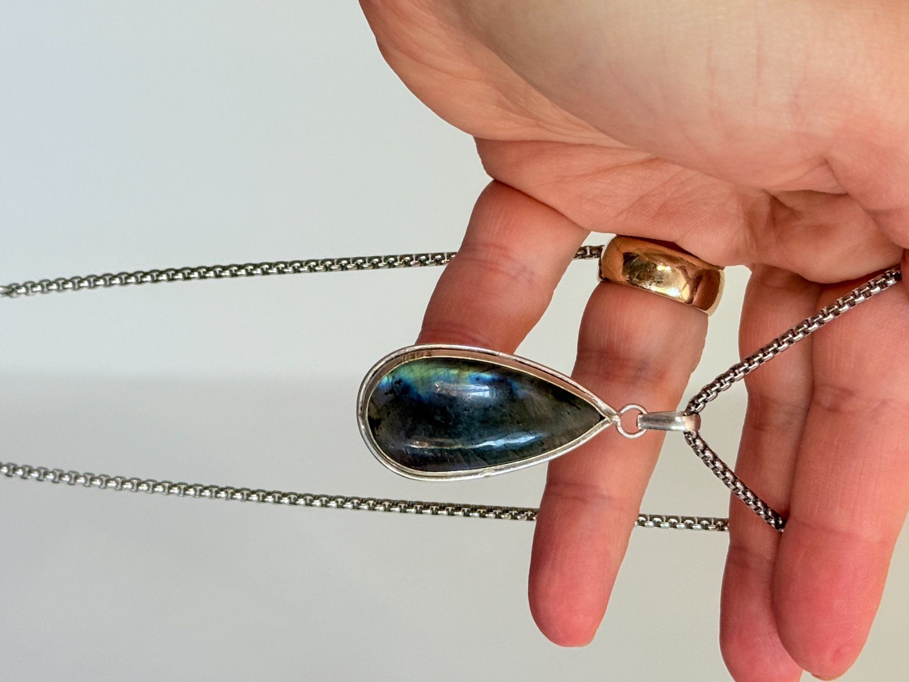 Ketten: Collier Labradorite , élégant et unique ✨ – Neu und originalverpackt aus Genève von AWWA 4