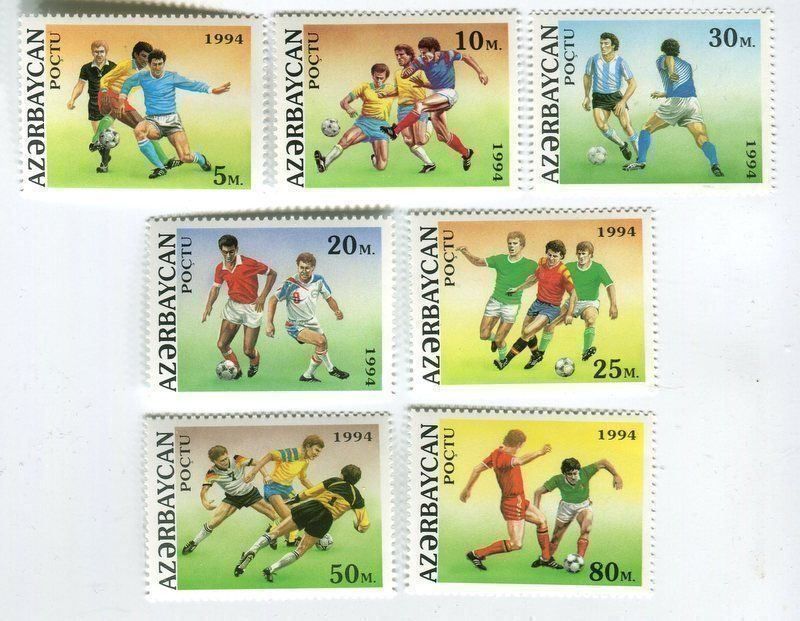 Tutti i francobolli: Briefmarken "Fussball". Aserbaidschan. – Nuovo e nell'imballaggio originale da Basel venduto da Butsch5