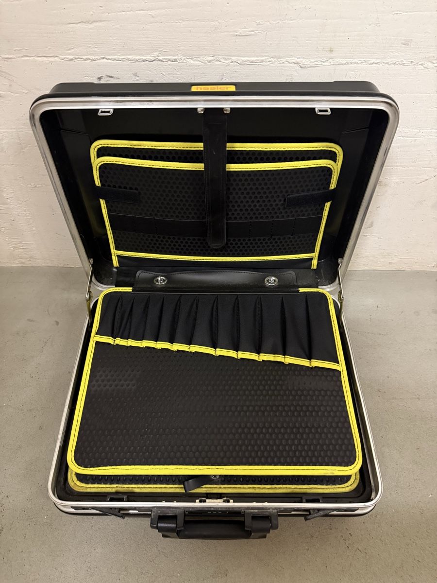 Valises de voyage: Werkzeugkoffer – D'occasion à Neerach par NMRei 2