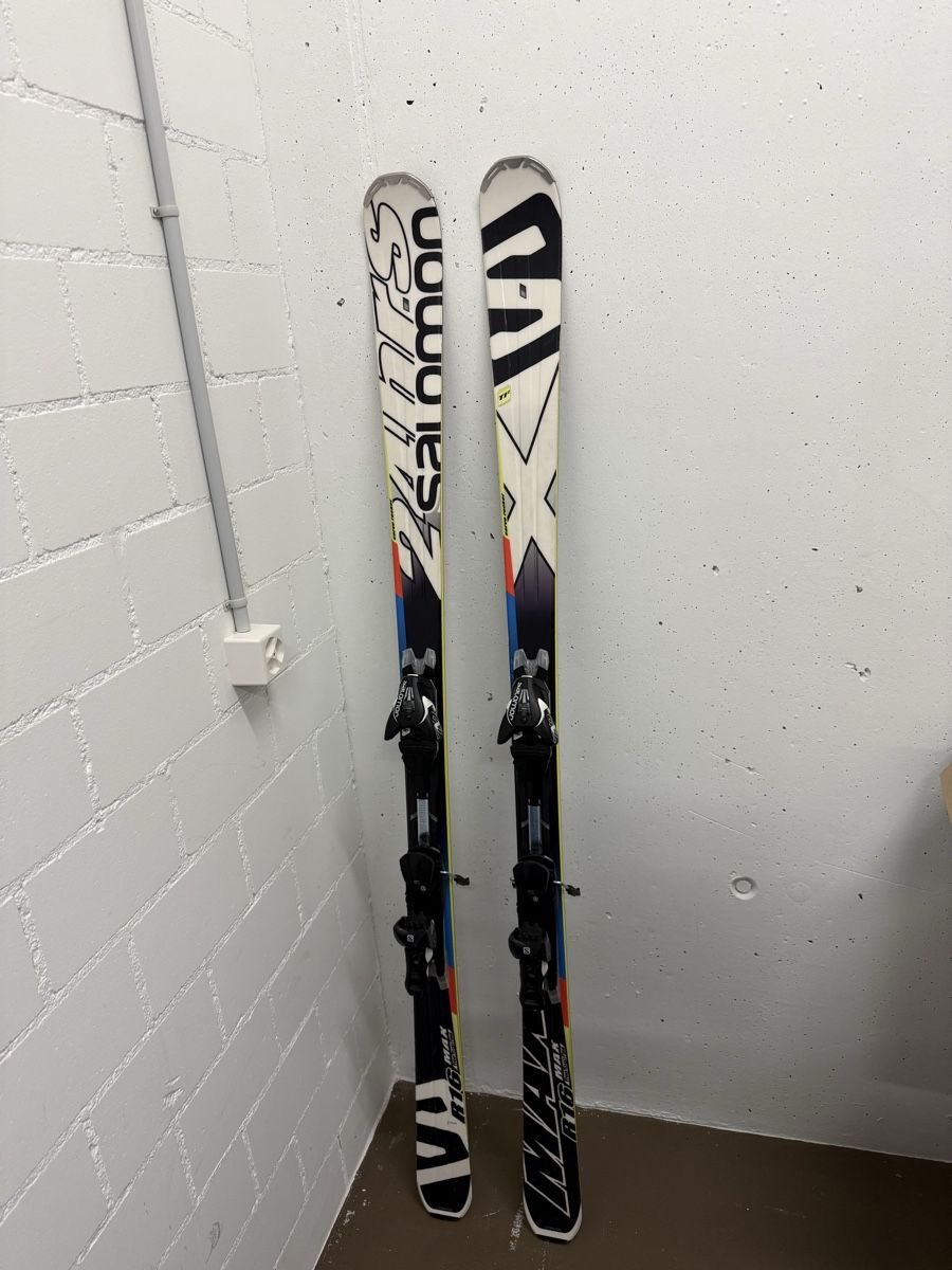 Salomon Sci: Salomon skis with bindings used condition – Usato da Zürich venduto da julian.a