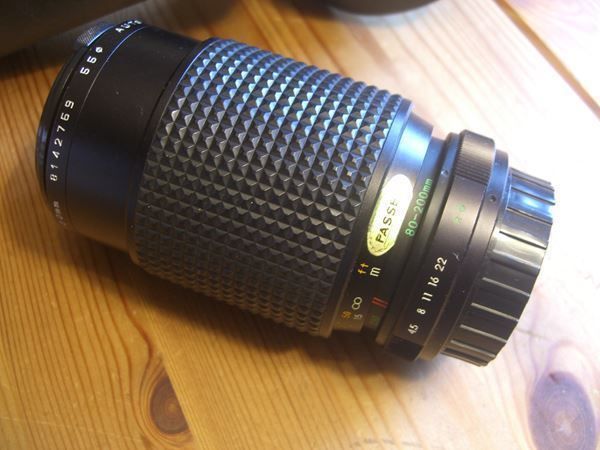 Obiettivi: Makinon Tele-Zoom 1:4.5/80-200mm – Usato da Winterthur venduto da Gaia 1