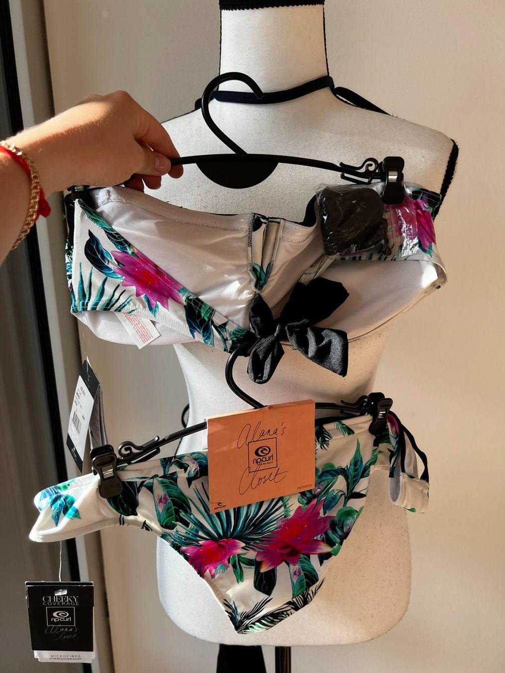 Rip Curl Badekleider & Bikinis: Neue Badeanzug L  Rip Curl – Neu und originalverpackt aus Riehen von ann_76jw 8