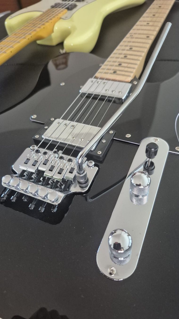 Musikinstrumente: 2 E-Gitarren – Gebraucht aus Balsthal von Ticino1972 4