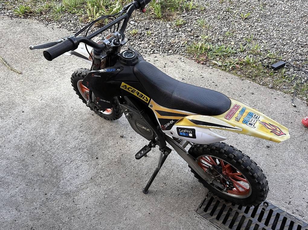 Veicoli per bambini: Kinder Motocross – Usato da sempach venduto da MACHINE-HEAD 2