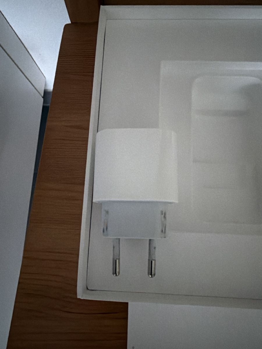 Apple Tablet PC: Apple - iPad 64GB – Nuovo e nell'imballaggio originale da zürich venduto da may_yj9f 7