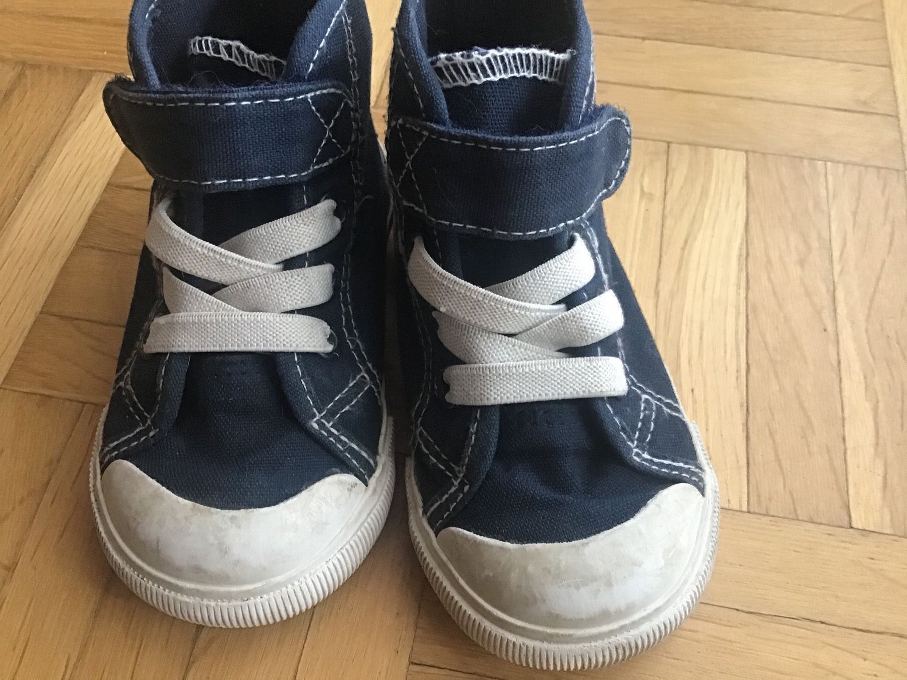 H&M Scarpe per ragazze: Stoffschuhe von H&M Grösse 20/21 – Usato da Emmenbrücke venduto da Hathor123 6
