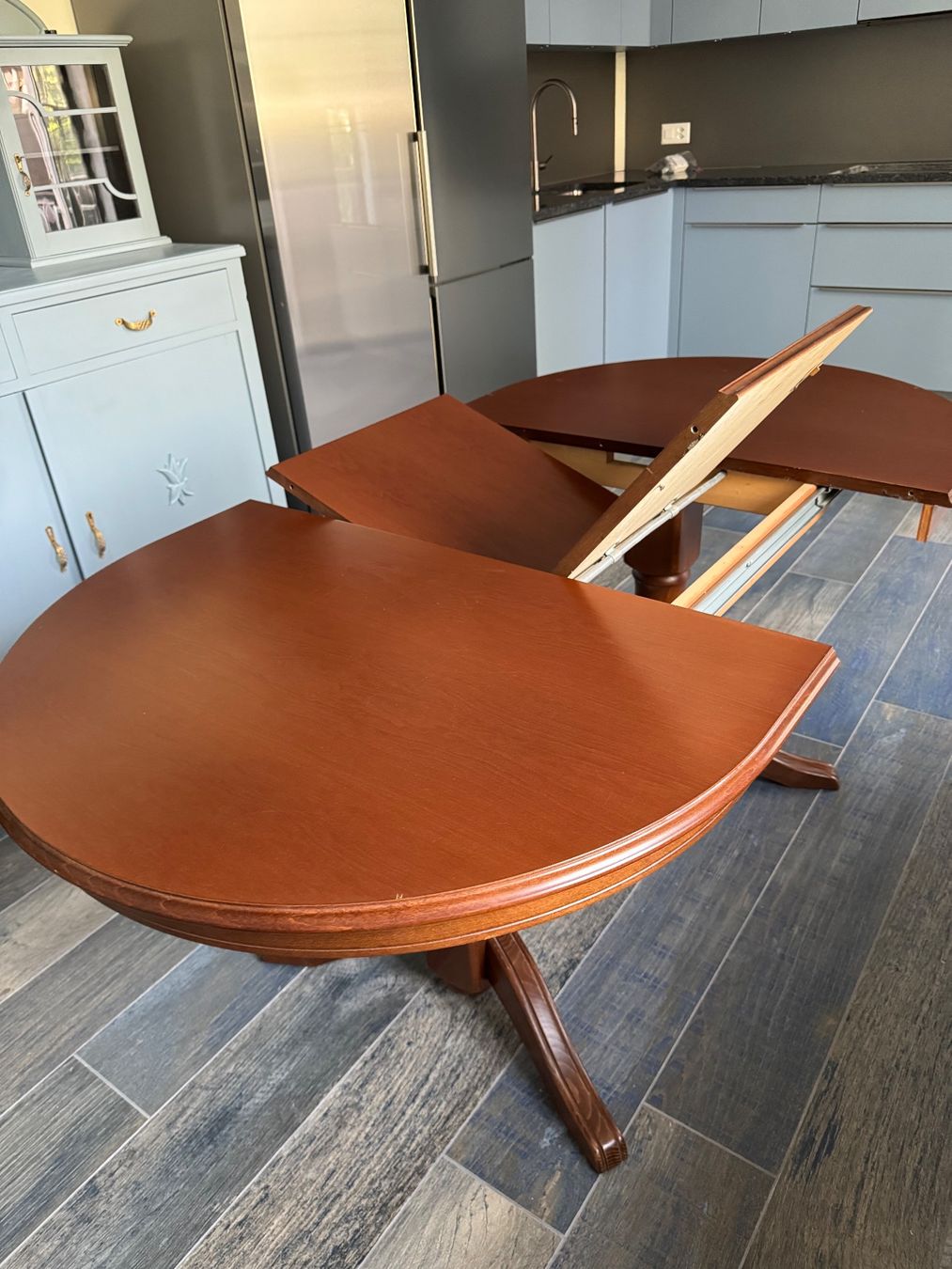 Tische: Table à rallonge – Gebraucht aus Vevey von cburgle