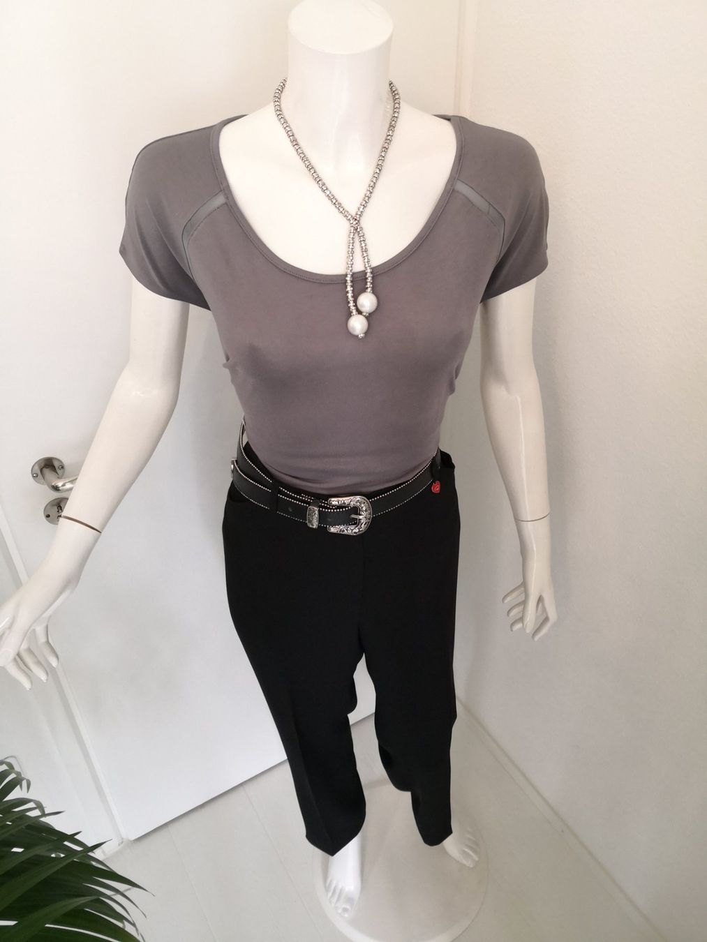 Opus T-shirt: 🤩OPUS T-SHIRT GRAU MIT NETZ-EINSATZ – Nuovo (secondo la descrizione) da Olten venduto da Naja-Twins-Twins 8