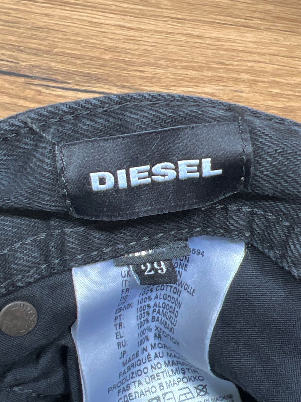 Diesel Hosen: Diesel Shorts Gr.29 - Neu – Neu und originalverpackt aus Visp von bluenero 4