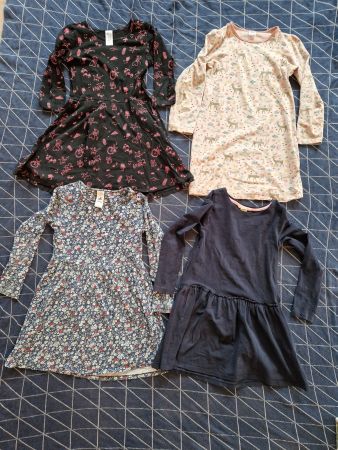 Set 4x Kleid langarm 122/128