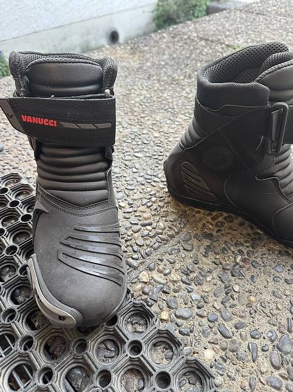 Herrenschuhe: Motorradstiefel – Gebraucht aus Zollikofen von Midi06