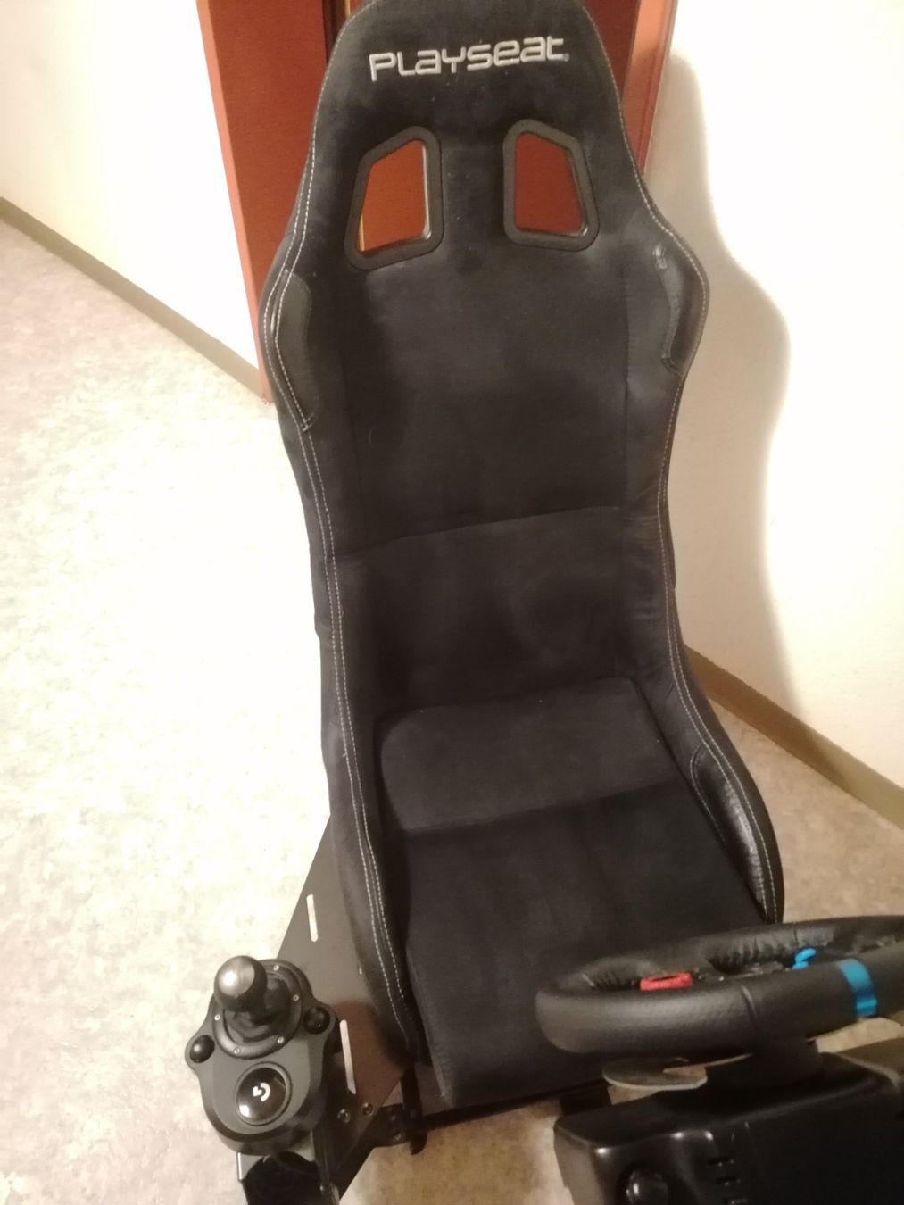 Playseat Stühle: Playseat plus G29 und Gangschalter – Gebraucht aus jona von taz1979 1
