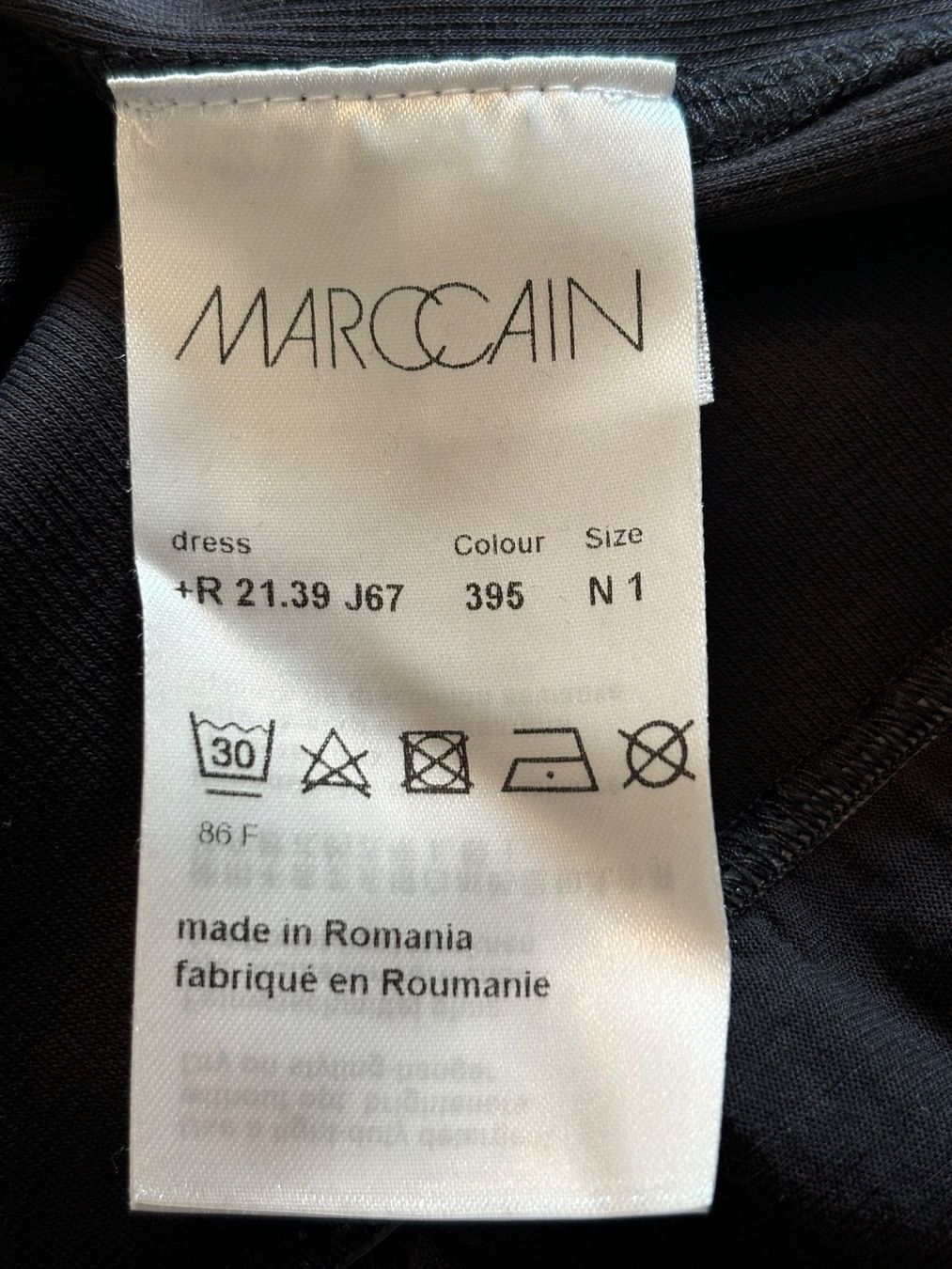 Marc Cain Kleider: Kleid von Marc Cain, Größe 1, dunkelblau – Gebraucht aus Grindelwald von ricarda1970 2