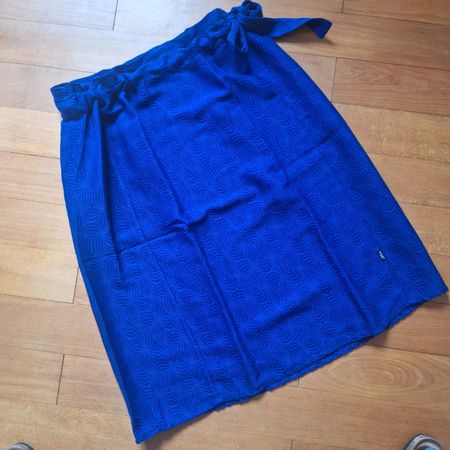 Sehr schöner Jupe von Colora, Gr. 38, in blau