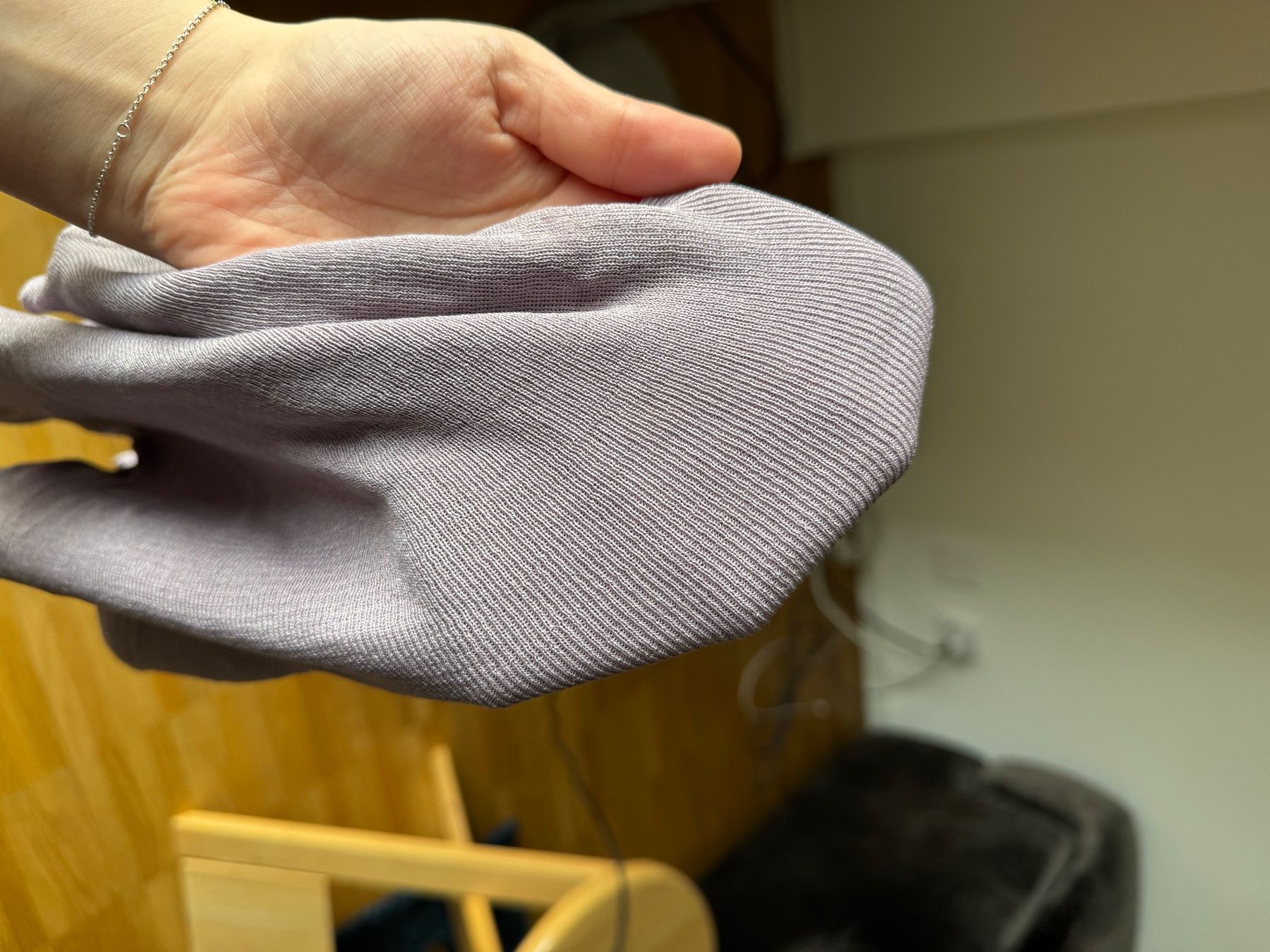 Gucci Top: Gucci 100% Silk lilac top – Usato da Fribourg venduto da mariedw 1