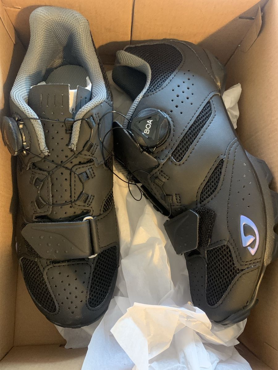 Giro Damenschuhe: Giro Cylinder II Veloschuhe, Grösse 38 – Neu und originalverpackt aus Zürich von cyn_yf2n