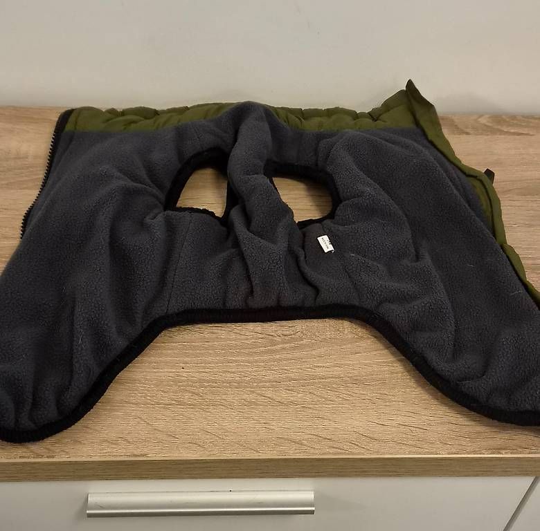 Abbigliamento: Veste hiver petit chien  – Nuovo e nell'imballaggio originale da Bouveret venduto da lagartha 2