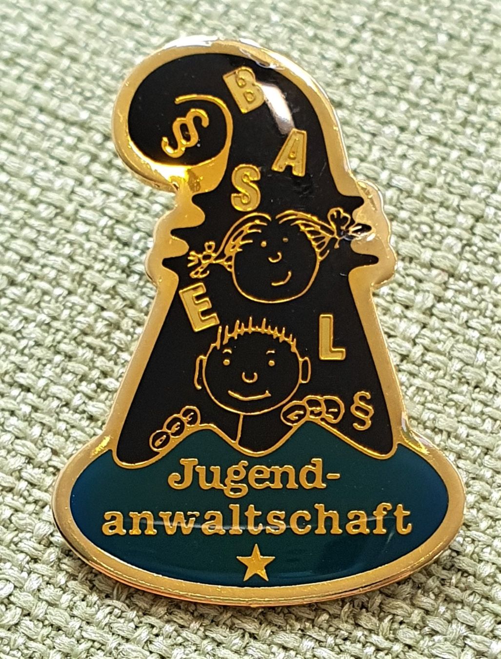 Plaketten & Abzeichen: P247 - Pin Basel Jugend-Anwaltschaft – Gebraucht aus Reinach BL von Boston-Verkauf