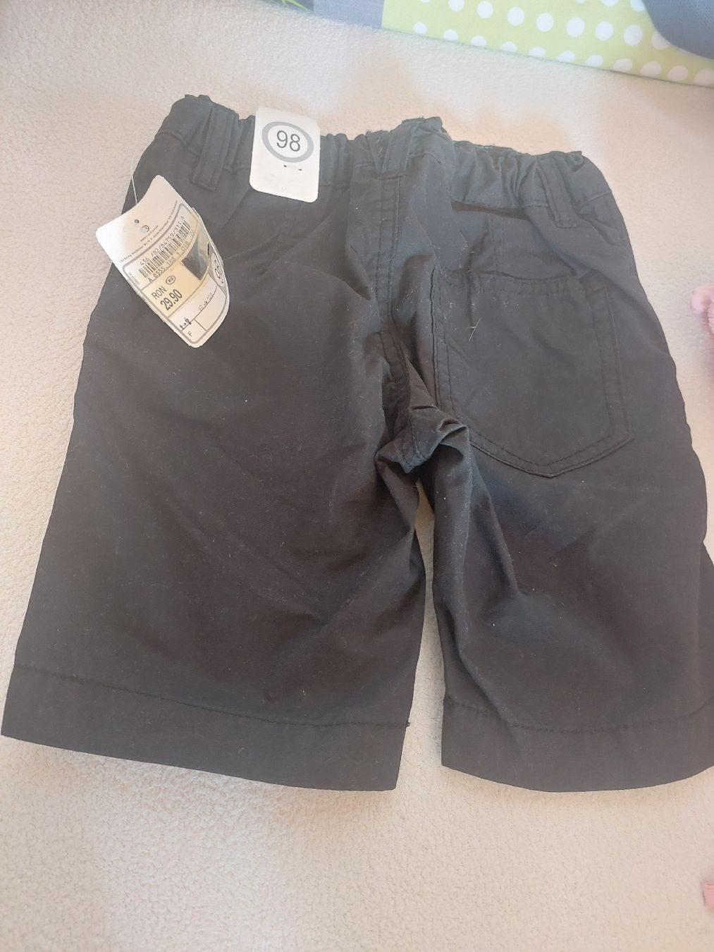 C&A Pantalons: Neue kurzhose von C&A gr 98 – Neuf (Voir description) à Landquart par Cedes 1
